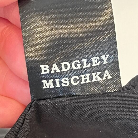 Badgley Mishka Black Nylon Bag Crossbody Baguette Top Zip Silver Logo - Picture 9 of 12